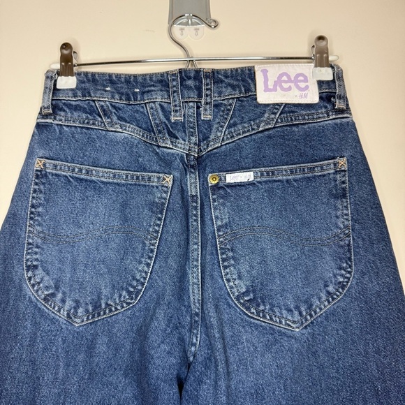 H&M X LEE Collab Vintage Style Medium Wash Balloon Jeans - Picture 6 of 9